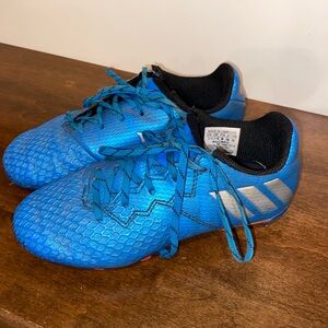 Adidas boys soccer cleats